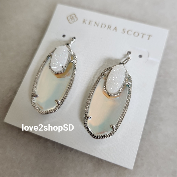 Kendra Scott Emmy silver earrings in gorgeous white iridescent drusy + dichroic - Picture 2 of 3